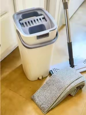 #TikTokShopCreatorPicks #cleaninghacks #CleanTok #cleaningfloors #mopandbucket 