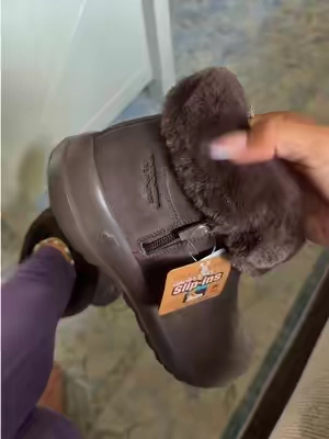 Skechers slip-ins boots 🤎✨ #skechers #boots #skechersshoes #fallboots #qvcloyaltyprogram 