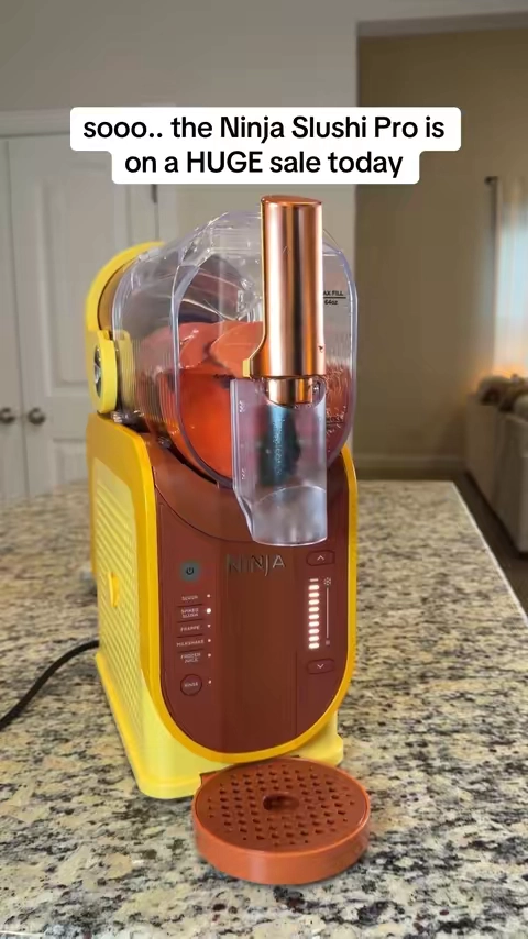 #ninjaslushi #slushymaker #slushy #ninjakitchen 