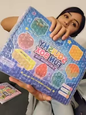 should she do a haul of ALL her squishies? @KEANGOE  #fyp #tiktokshop #squishies #unboxing #squishy 