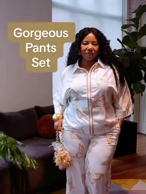 “The easiest way to look effortlessly put together? A matching set. This butterfly print outfit is comfortable, flattering, and works for everything from brunch to vacation dinners. #TikTokShop #TikTokMadeMeBuyIt #VacationOutfit #ResortWear #MatchingSet     