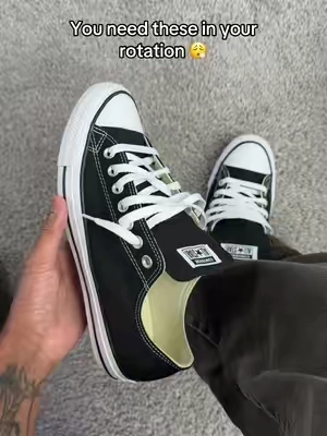 👆🏽Grab a pair before they sell out👆🏽 #recentpickups #musthaves #converse #trending #viraltiktok 