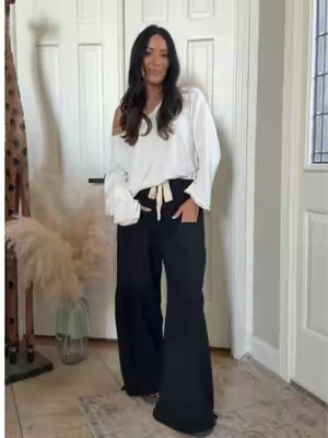 Ok so they’re called harem pants. But to me they’re like a boot cut cozy pant. And boy are they cozy! 