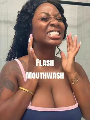 Fresh breath before anything else ☀️ #flashwater #mouthwash 