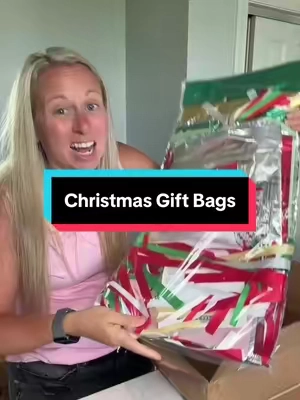 Kringle express Christmas gift bags @QVC, Inc #giftbags #christmasgiftbags #wrappinggifts #christmaspresent #christmasbags 