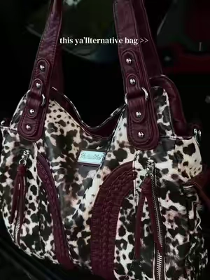 She’s so soft and spacious ❤️‍🔥 @Rustic Charm Bootic #yallternative #purse #westernfashion #leopardprint #montanawest 