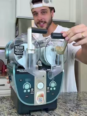 The Ninja Slushi Twist is here!🤩 #ninjakitchen #ninjaslushi #slushymaker #slushi #ninjaslushitwist 