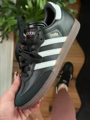 Kids’ Adidas Sambas. Perfect for back to school shopping @Evans Sneakers  #sambas #adidas 