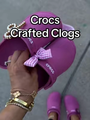 Mommy and me crocs 🌸🎀 #crocs #kidscrocs #crocskids #crocscrafted #tiktokshopcreatorpicks @Crocs 