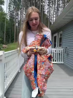 This is adorable! #womensvest #fallootd 