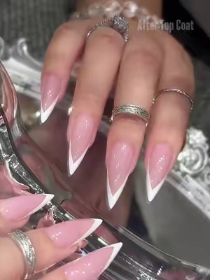 The new V-shape French hits differently. Just try it!✨🥰VZ #stilettonails #fyp #pressonnails #nail #nailart 