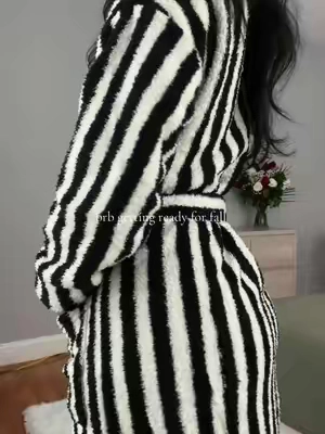 i’m so ready for cozy weather and my robe obsession is in full gear #fy #fall #robe #cozyrobe 