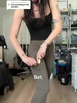 Replying to @°Amers°  Obviously not the most attractive but the pockets work 💁‍♀️🤷🏻‍♀️ #leggings #yogapants #cargoleggings #realpockets #gymgirls #gympants #fyp #yeoreo 