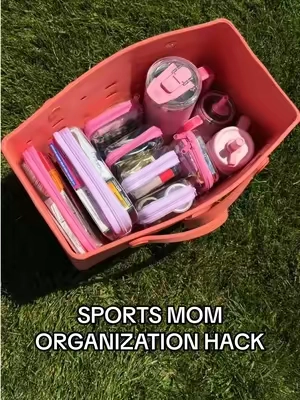 If your kids do sports and you’re always carrying a huge bag with stuff they need that’s basically a junk drawer, you need these organizers! @PIQOLA #momhacks #sportsmom #organizationhacks #stayorganized #organizers 