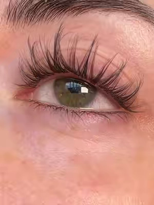 YOU GUYSSSSSS THEY BETTER MAKE ALL OF THEIR LASHES LIKE THIS NOW