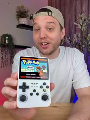 I’ve been playing so many games I forgot about! #retroconsole #r36s #retrogaming #gaming #handheldgaming 