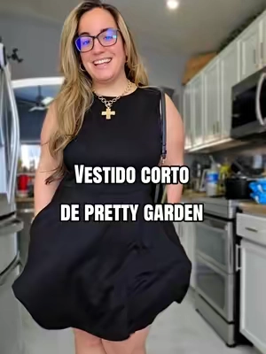 Es super cómodo y tiene bolsillos!! 🤌🏻✨️ @PrettyGarden #apronbelly #curvyfashionblogger #dress #littleblackdress #momdress 