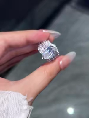 I finally found a ring I can’t stop wearing ✨ #rings #engagementring #travelring #giftguide #jewelry 