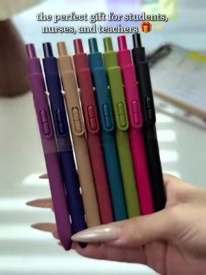 Nurses stop wasting money on bad gel pens these are the best I’ve ever had 🤯 #NurseEssentials #GelPens #WorkEssentials #nurselife #TikTokshopbacktoschool 