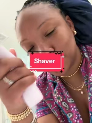 Freaking genius #shaver #electricshaverwomen #electricshaver #womenshaver #womenshavertrimmer 