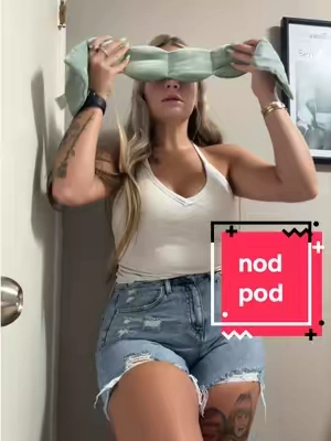 the blanket for your eyes😍 @Nodpod #nodpod #blanket #eyes #sleep #migrainerelief 