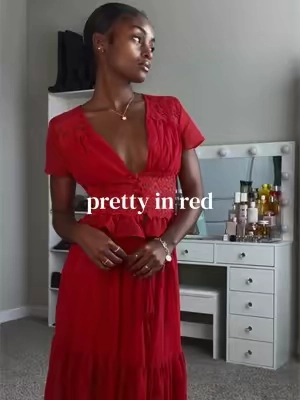 This set is perfect! 🌹 #twopieceset #skirtoutfits #summeroutfits #skirtset #redoutfit 
