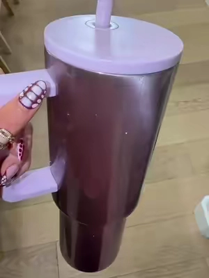THE CATE EYE??!? @Simple Modern #waterbottle #tumbler #girlfinds #girlgifts #waterbottlereview 