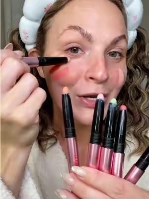 #onesize #onesizebeauty #onesizecolorcorrector #colorcorrectorstains #darkundereye 