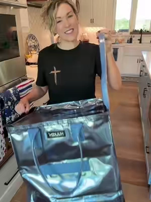 The large Hulken is almost gone! @QVC, Inc #hulkenbag #hulken #qvc #falldealsforyou #togo 