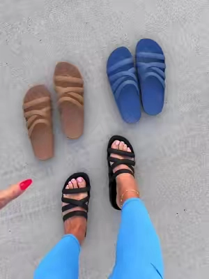 So lightweight and comfy! #crocs #sandals #crocsnewarrivals #BacktoSchool #TikTokshopbacktoschool 