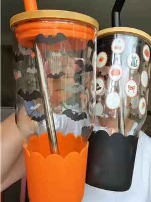 Not me literally ordering all of the patterns because I couldn’t decide #halloween #spookyseason #glasstumbler 