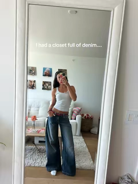 I wear a 25 I’m 5’6