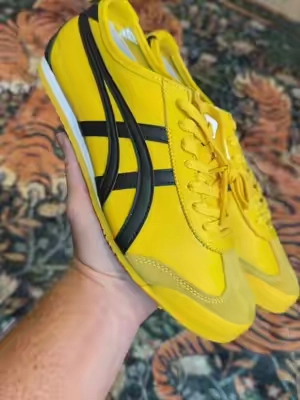 #tiktokshopcreatorpicks #TikTokshopbacktoschool #onitsuka #onitsukatigermexico66 