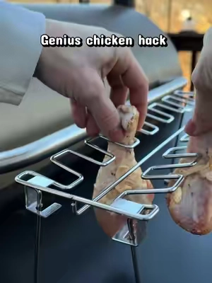 If you love crispy chicken legs without having to flip them one by one… this rack is so handy. 🍗🔥 It holds the drumsticks upright so they can cook evenly all the way around and keeps them from sitting in grease while they cook. Perfect for the grill, smoker, oven, or air fryer setup—and cleanup is easy since you can place your own pan underneath. #C#ChickenDrumsticksG#GrillAccessoriesB#BBQToolsS#SmokerRecipesGrillingSeason