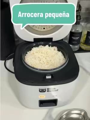 Arrocera pequeña. #arrocera #cocina #arroz #apagonesencuba #BackToSchool 
