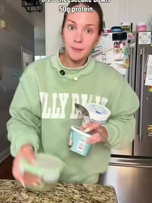 🍪🤍 Making a Cookies & Cream Cheesecake Bowl with 50g of protein! I’m using FlavCity Cookies & Cream Protein Smoothie to turn this into the ultimate high-protein dessert. It tastes like cheesecake, satisfies my sweet tooth, AND gets me 50g of protein in one bowl 🙌🏼 This is exactly how I make hitting my protein goal a little more fun! #FlavCity #HighProtein #ProteinRecipe #ProteinDessert #BackToSchool 