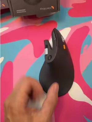 Wow! This has to be the most Ergonomic Mouse I have ever used! This is awesome! It’s discounted now! #morekahladeals #tiktokshopcreatorpicks #ergonomicwirelessmouse