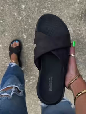 @QVC, Inc #skechers #skecherssandals #sandal #TikTokshopbacktoschool #qvcloyaltyprogram 