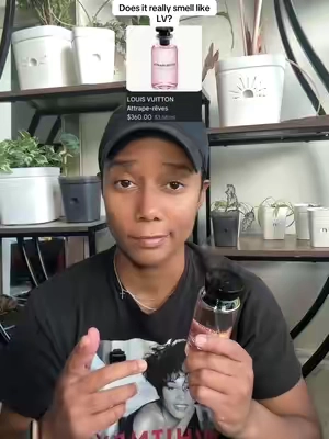 I see why all the ladies like this, it give pretty girl #perfumetiktok #perfumetok #perfume 