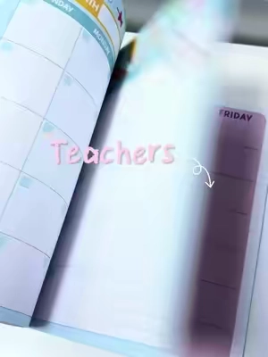 #planner #teacherplanner #backtoschool #teachertok #teachersoftiktok @Hadley Designs 