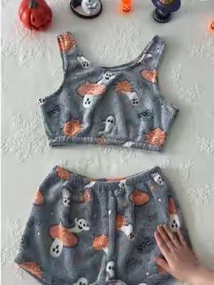 This Glow Pajama Set Owns My Spooky Night Routine #halloweenaesthetic #glowfashion #sleepwear #tiktokshopsummersale #GROWTOGETHER 