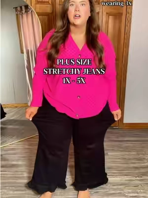 Stretchy and soft jeans that look elevated, but feel like PJs 🖤 #plussizejeans #plussizeoutfits #plussizefashion #fallfashion #stretchyjeans 