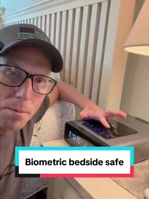Nifty bedside biometric safe to keep your valuables safe. I have kids and don’t leave specific items out for them to find and maybe have an accident! Safety is key! #biometricsafebox #bedsidesafe #dormsafe 