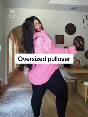 #plussizefashion #curvyfashion #oversizedpullover #leggingsoutfit #plussizeoutfits @SheWin 