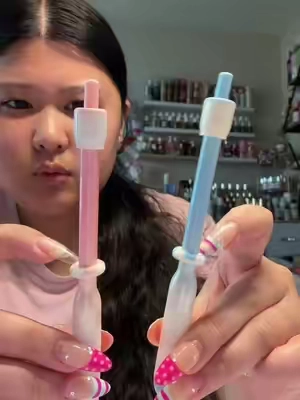 Fidget gel pens🩵🩷 @Grabie #fidgeting #fidgets #genpel #fidgetpen #fyp 