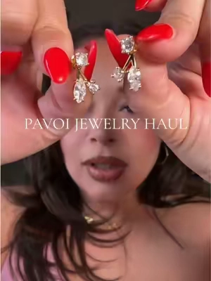 All 18k gold plated ✨ loveeee @PAVOI jewelry  #pavoijewelry #jewelryhaul #goldplatedjewelry #tarnishfreejewelry #waterproofjewelry 
