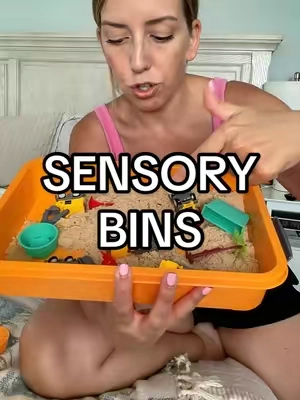 kinetic sand is the secret sauce to kid entertainment #sensorybins #sensoryactivities 