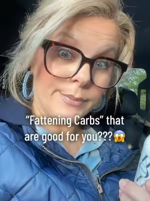 This may be the only carbs I don’t mind fattening me up….my hair that is👏#hairthickening #leaveintreatment #colorwow