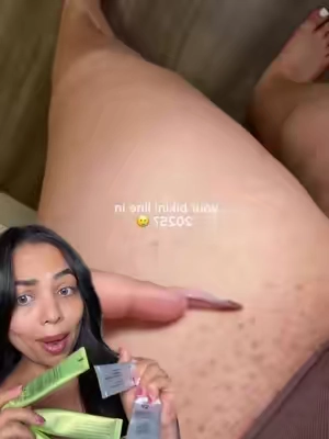 Arencia Vitamin C Booster Shot + Eraser Shot = worth checking out. 
Skincare is personal research & patch test first. @arencia_global

#Arencia #ArenciaVitaminCBoosterShot #VitaminC #ArenciaPartner #summerskincare 