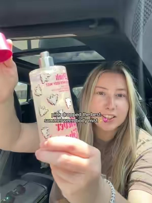 pink sugar, marshemllow fluff, creamy amber 🤤✨🍬 #bodymist #vspink #fragrance #pinkvictoriasecret #vsmist 